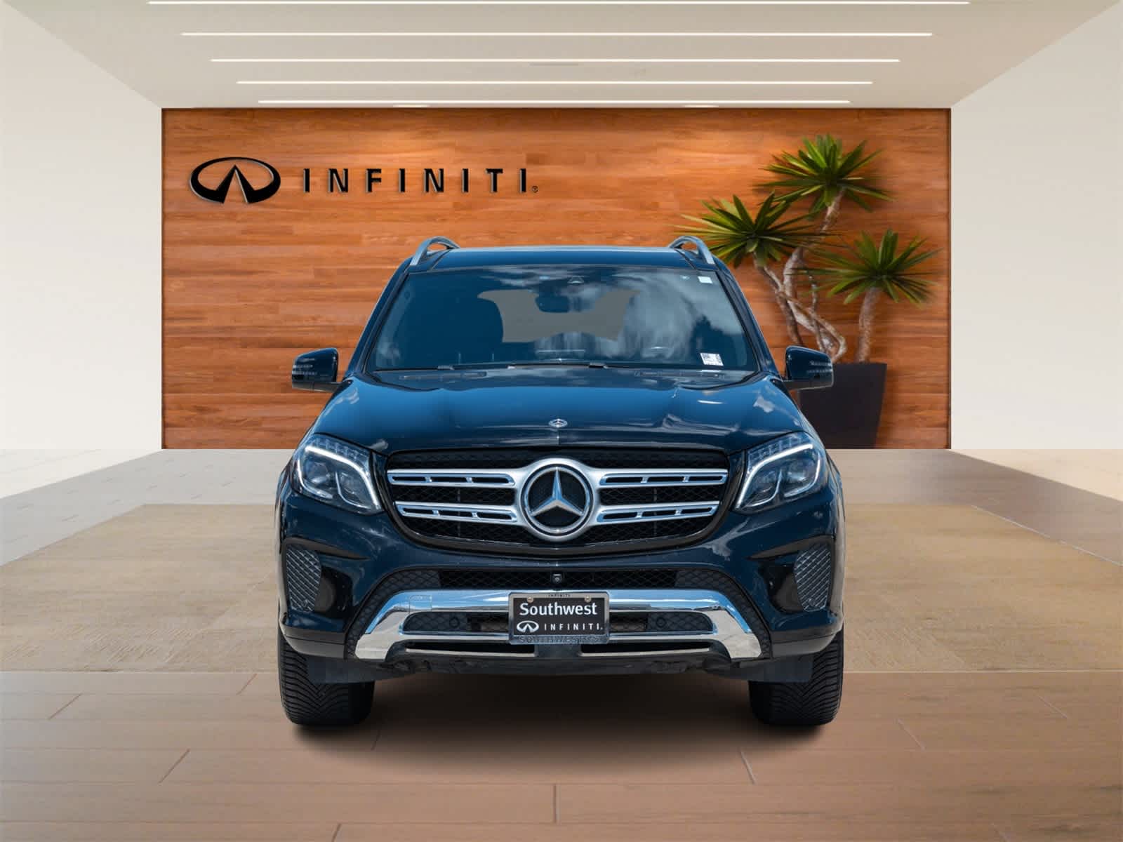 Thumbnail: 2019 Mercedes-Benz GLS - 2