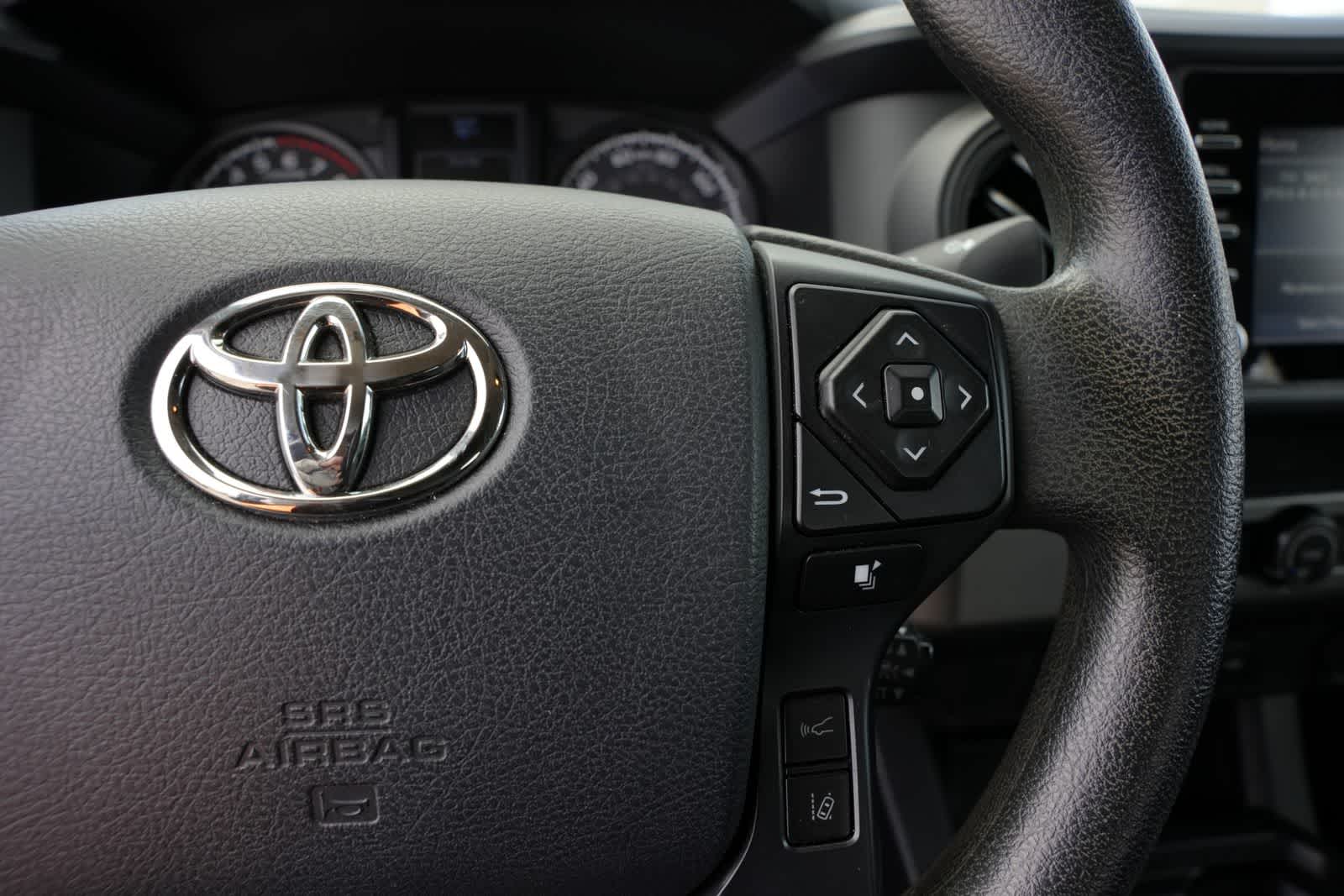 Thumbnail: 2020 Toyota Tacoma - 9