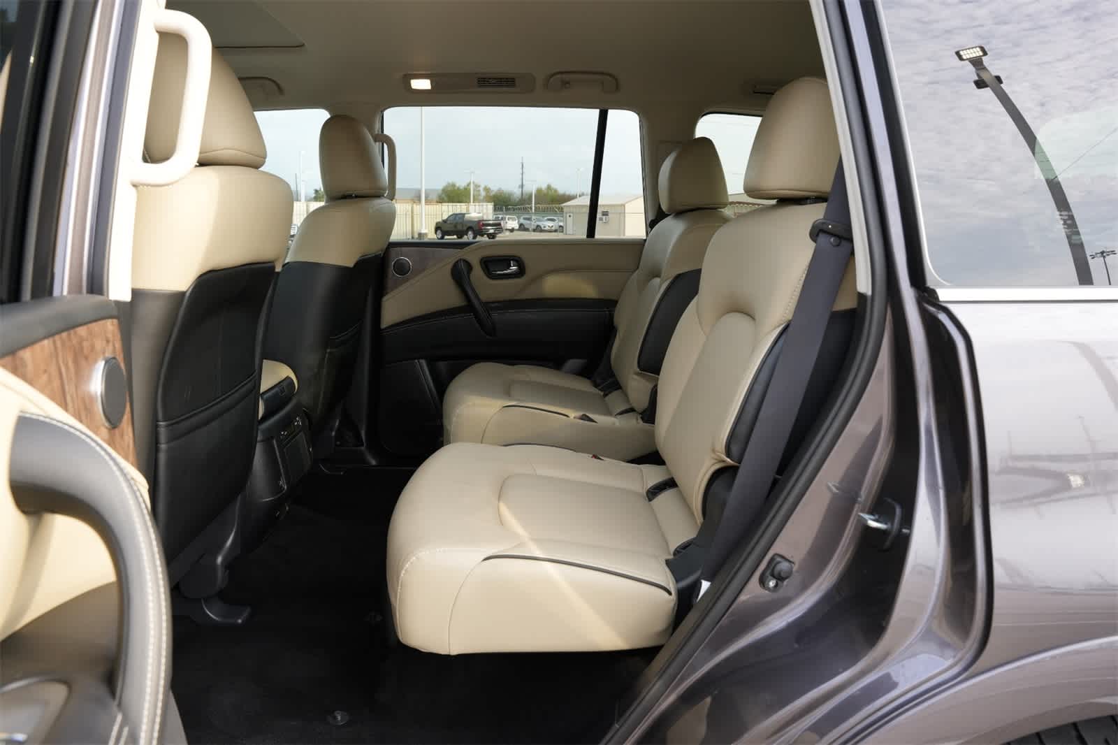 Thumbnail: 2024 INFINITI QX80 - 19