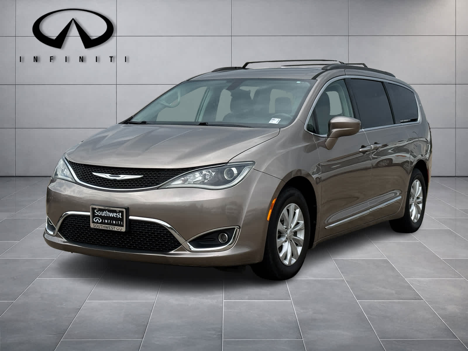 2017 Chrysler Pacifica Touring-L