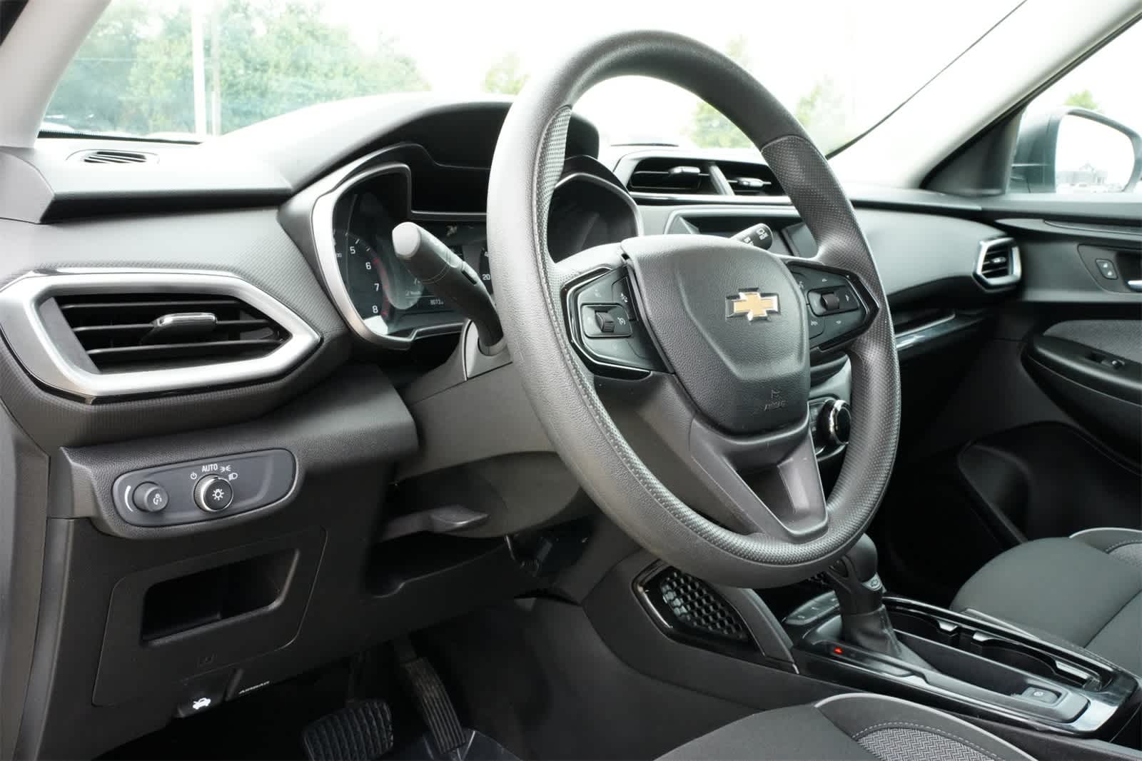 Thumbnail: 2022 Chevrolet TrailBlazer - 13