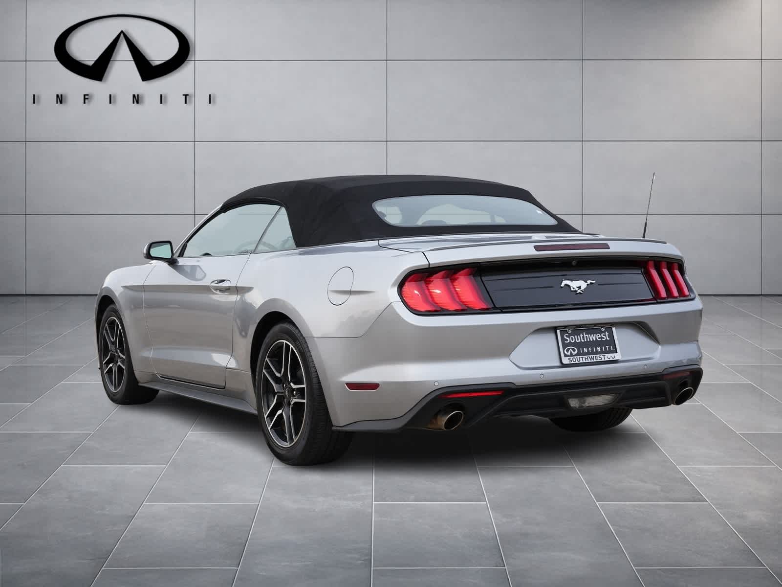 Thumbnail: 2022 Ford Mustang - 5