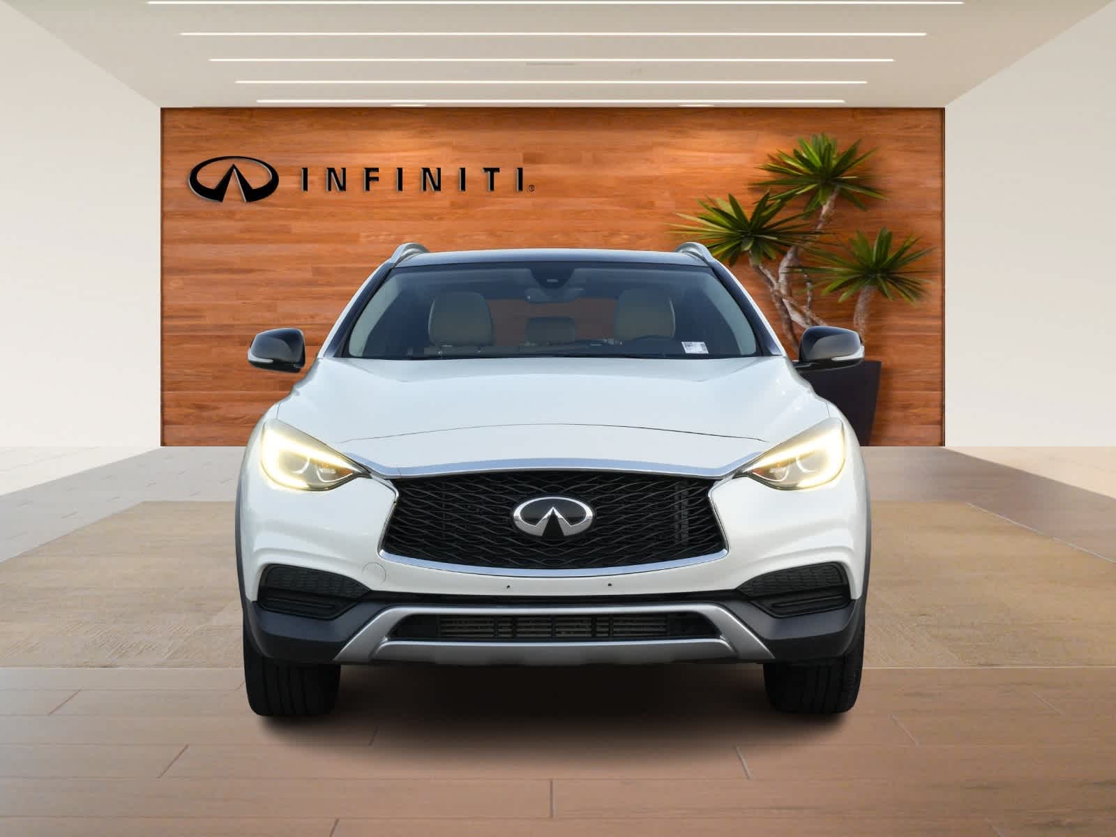 Thumbnail: 2019 INFINITI QX30 - 2