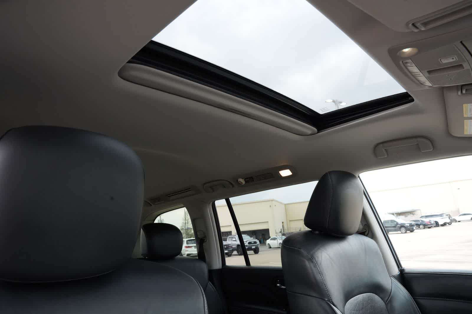 Thumbnail: 2019 INFINITI QX80 - 26