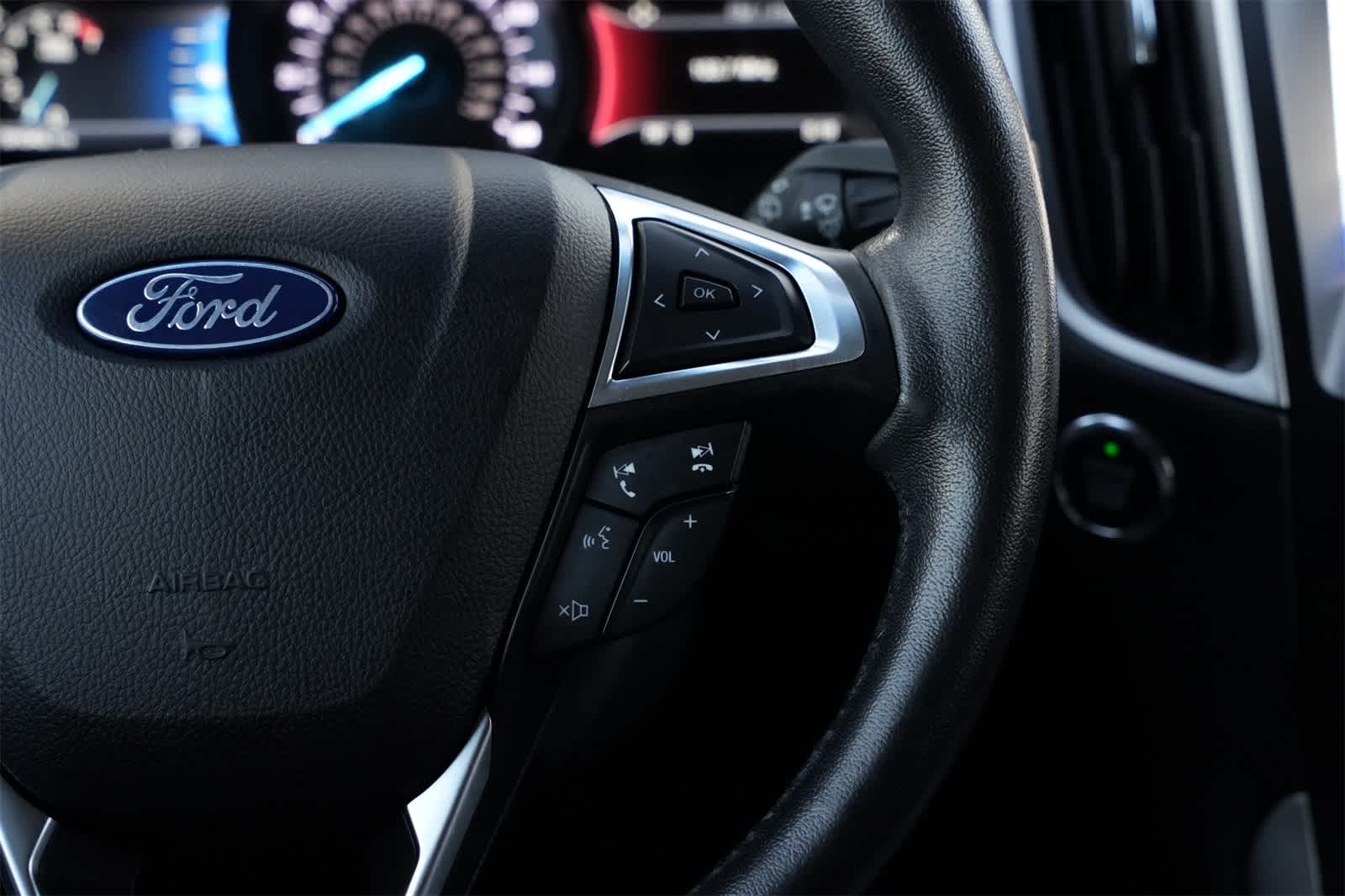 Thumbnail: 2020 Ford Edge - 11