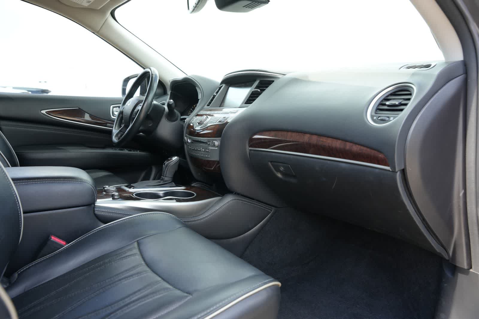 Thumbnail: 2017 INFINITI QX60 - 22
