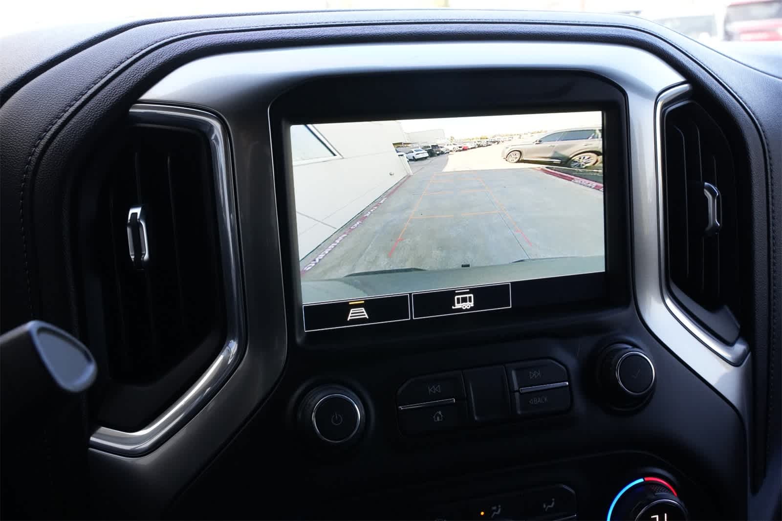 Thumbnail: 2021 Chevrolet Silverado 1500 - 14