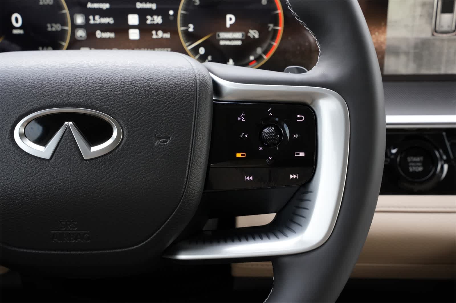 Thumbnail: 2026 INFINITI QX80 - 11