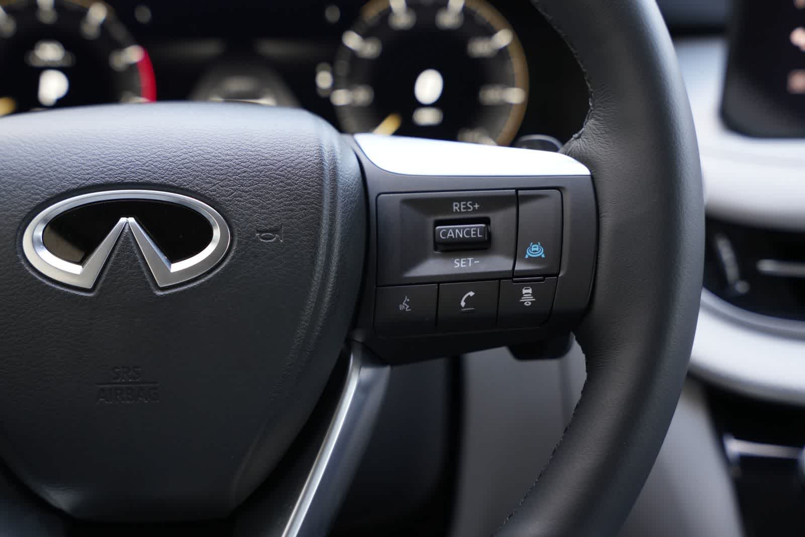 Thumbnail: 2026 INFINITI QX60 - 11