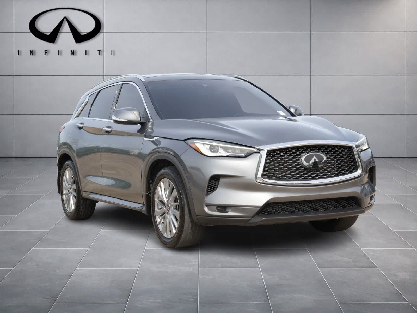 Thumbnail: 2023 INFINITI QX50 - 3