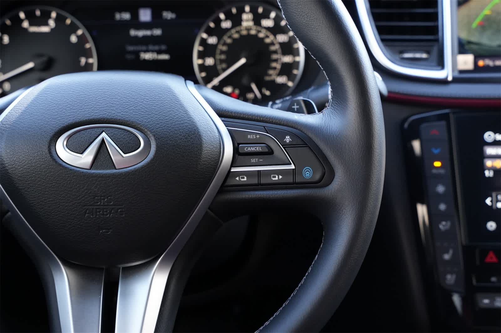 Thumbnail: 2025 INFINITI QX50 - 11