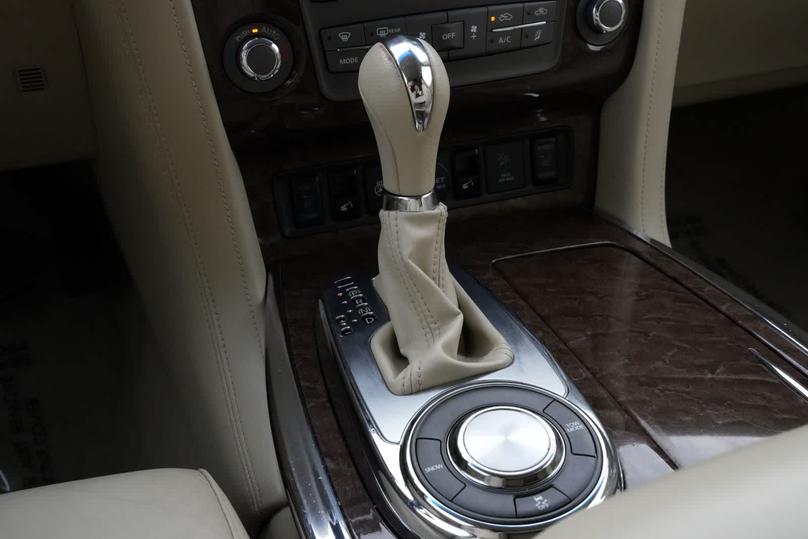 Thumbnail: 2016 INFINITI QX80 - 15