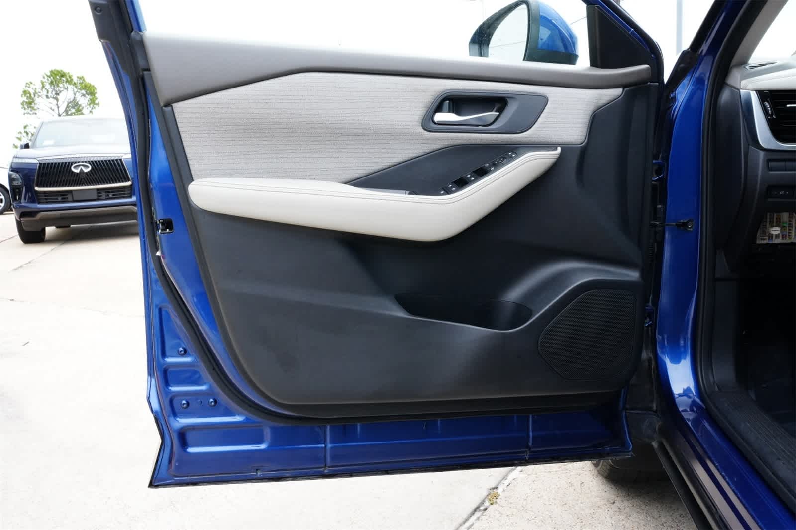 Thumbnail: 2021 Nissan Rogue - 17