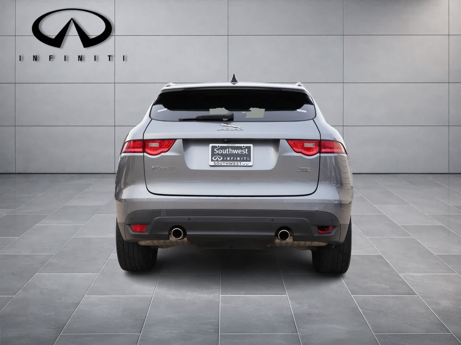 Thumbnail: 2020 Jaguar F-Pace - 6