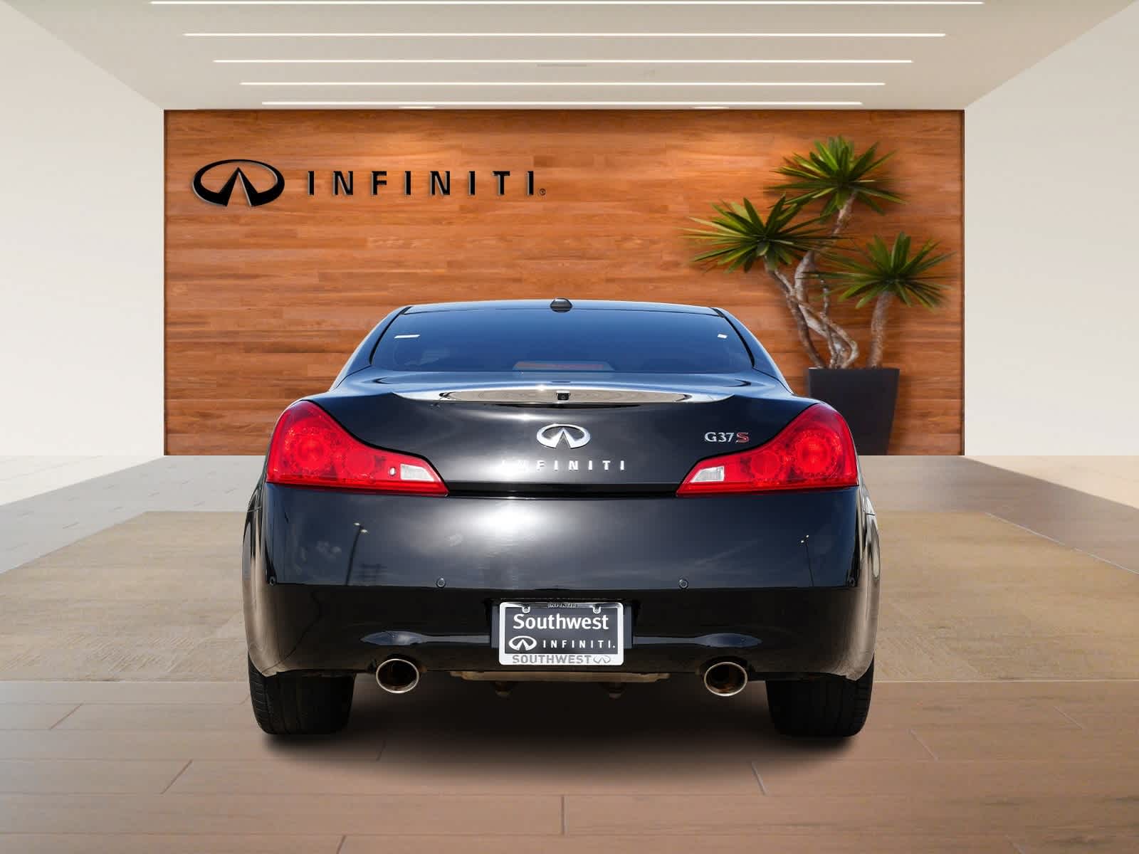 Thumbnail: 2012 INFINITI G37 - 5
