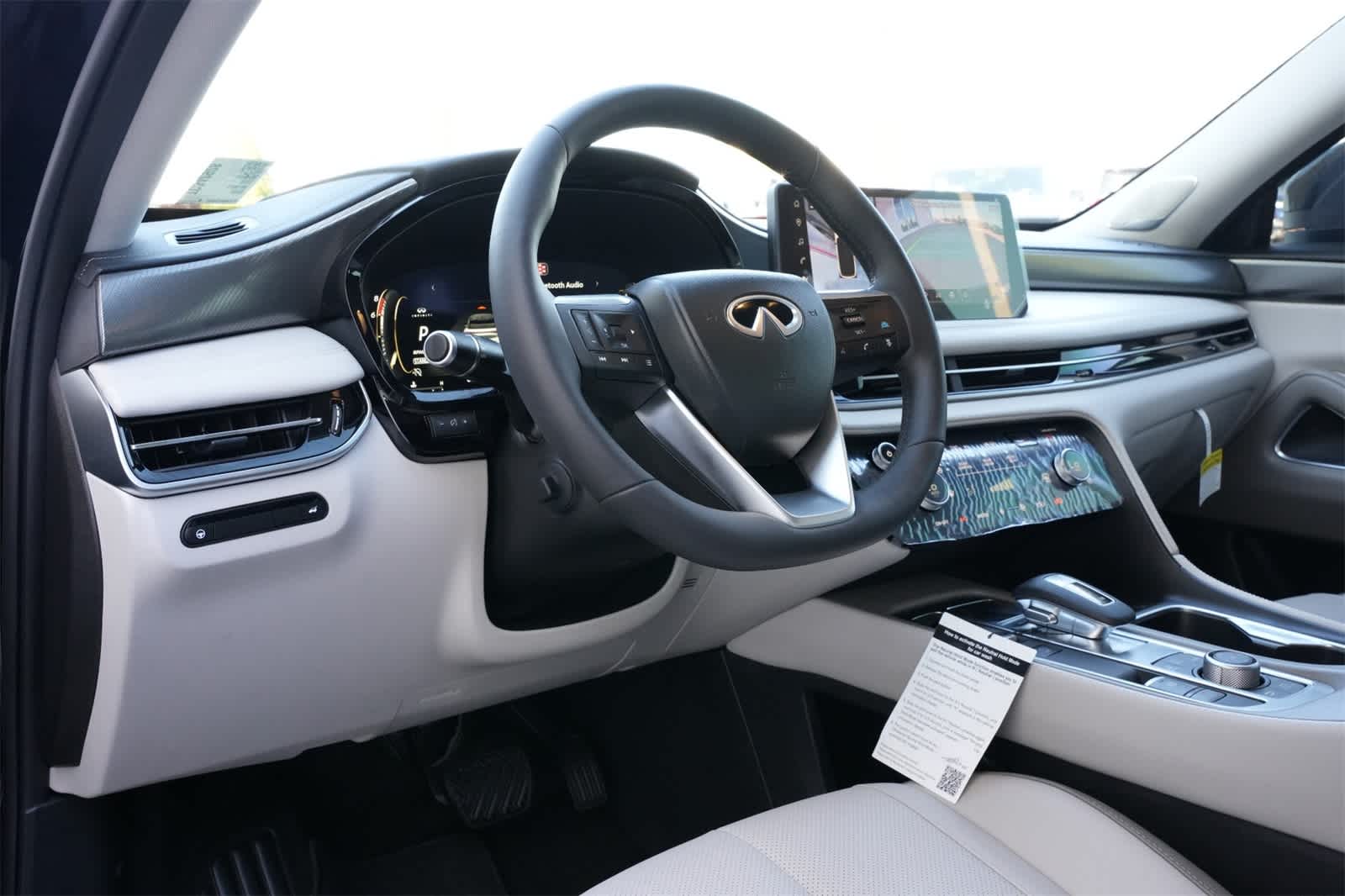 Thumbnail: 2026 INFINITI QX60 - 16