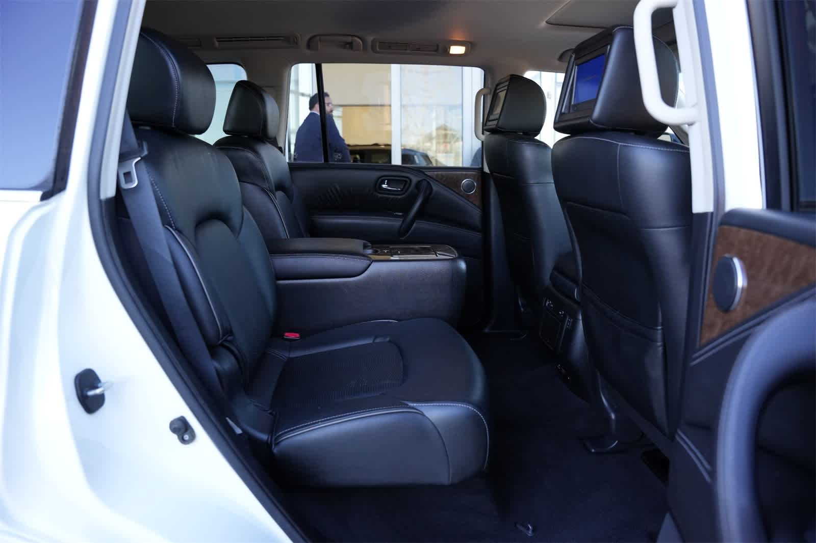 Thumbnail: 2017 INFINITI QX80 - 19