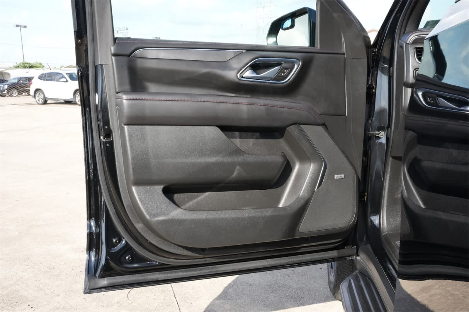 Thumbnail: 2021 Chevrolet Tahoe - 17