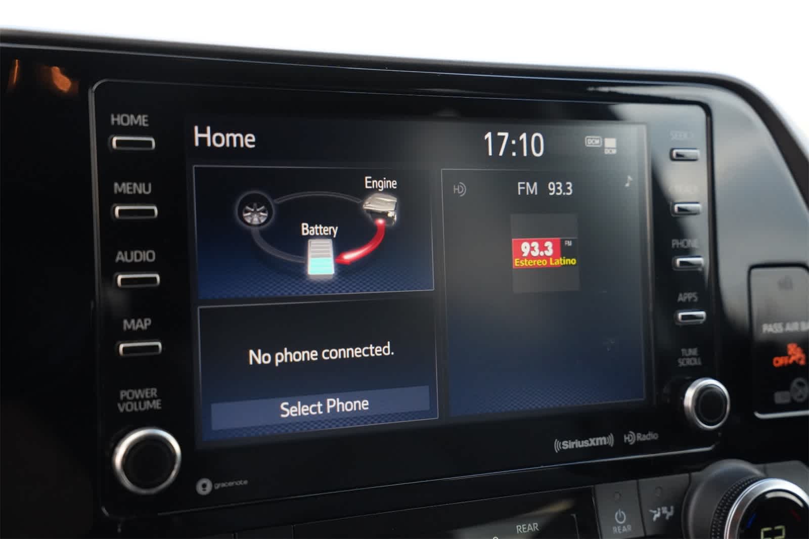 Thumbnail: 2022 Toyota Highlander - 14