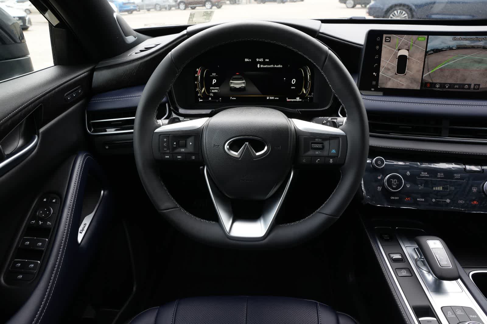 Thumbnail: 2026 INFINITI QX60 - 9