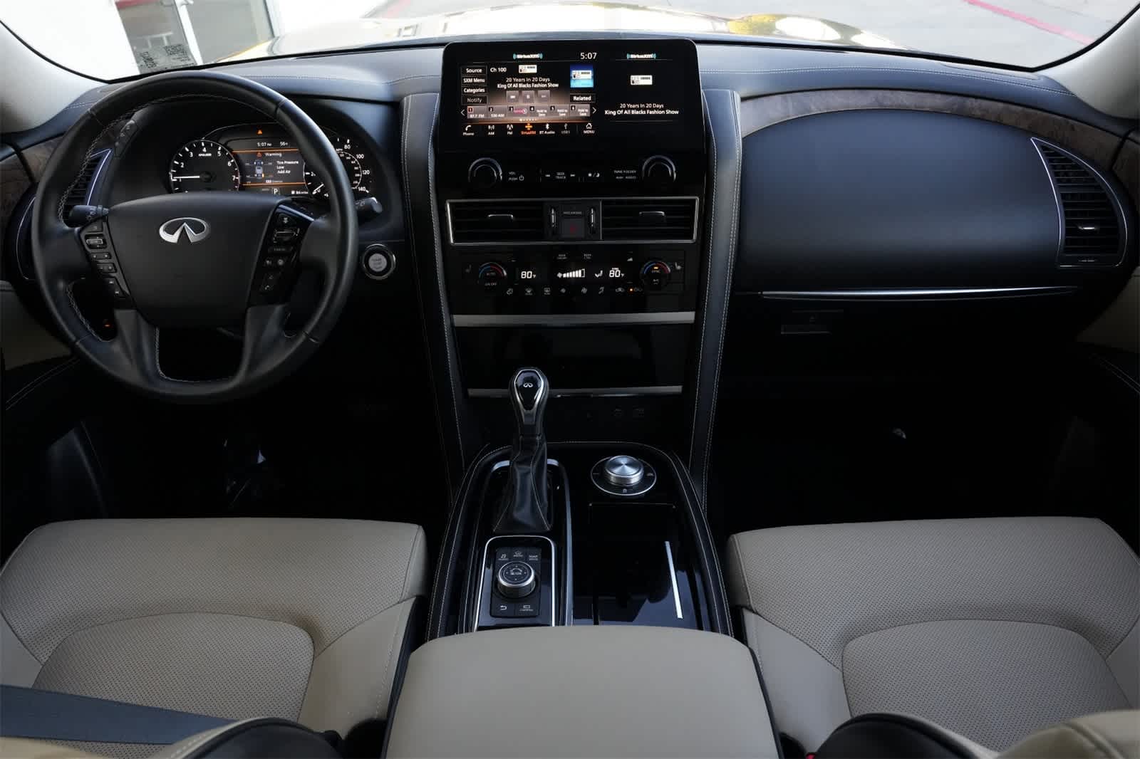 Thumbnail: 2023 INFINITI QX80 - 7