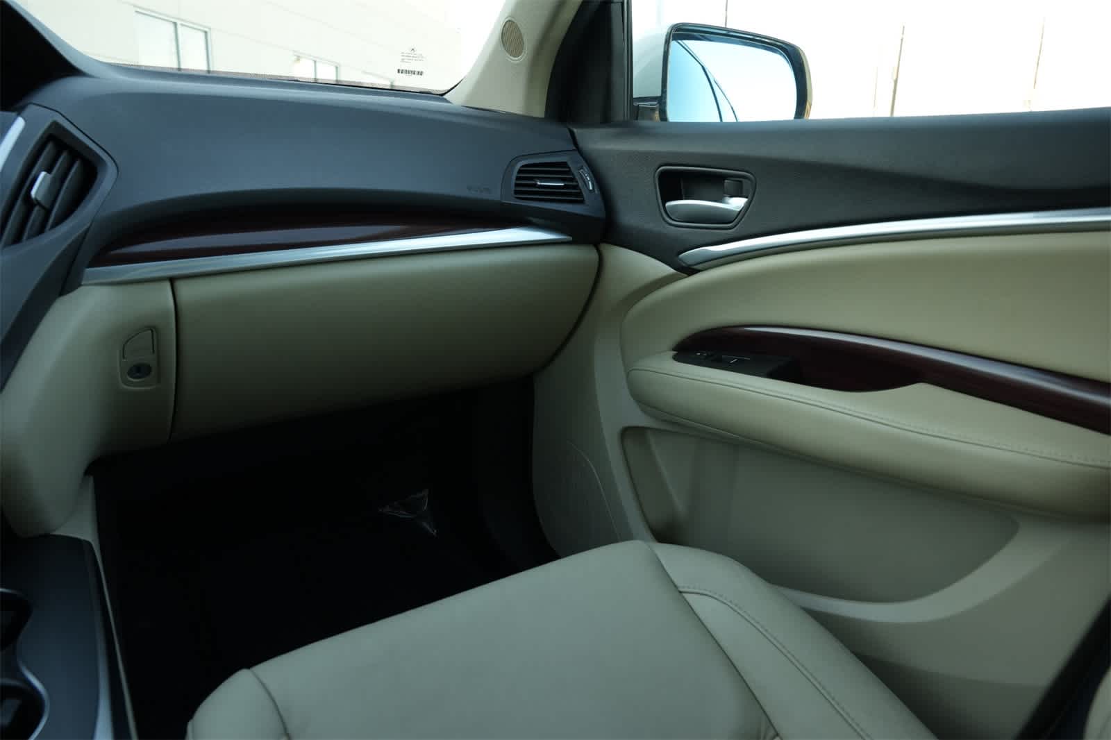 Thumbnail: 2015 Acura MDX - 8