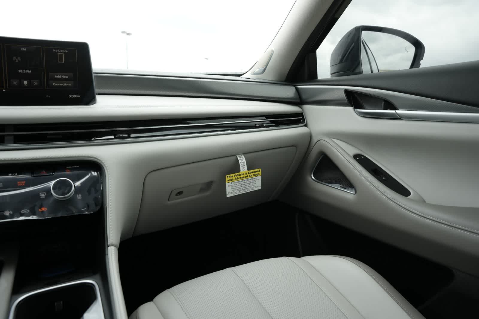 Thumbnail: 2027 INFINITI QX60 - 8