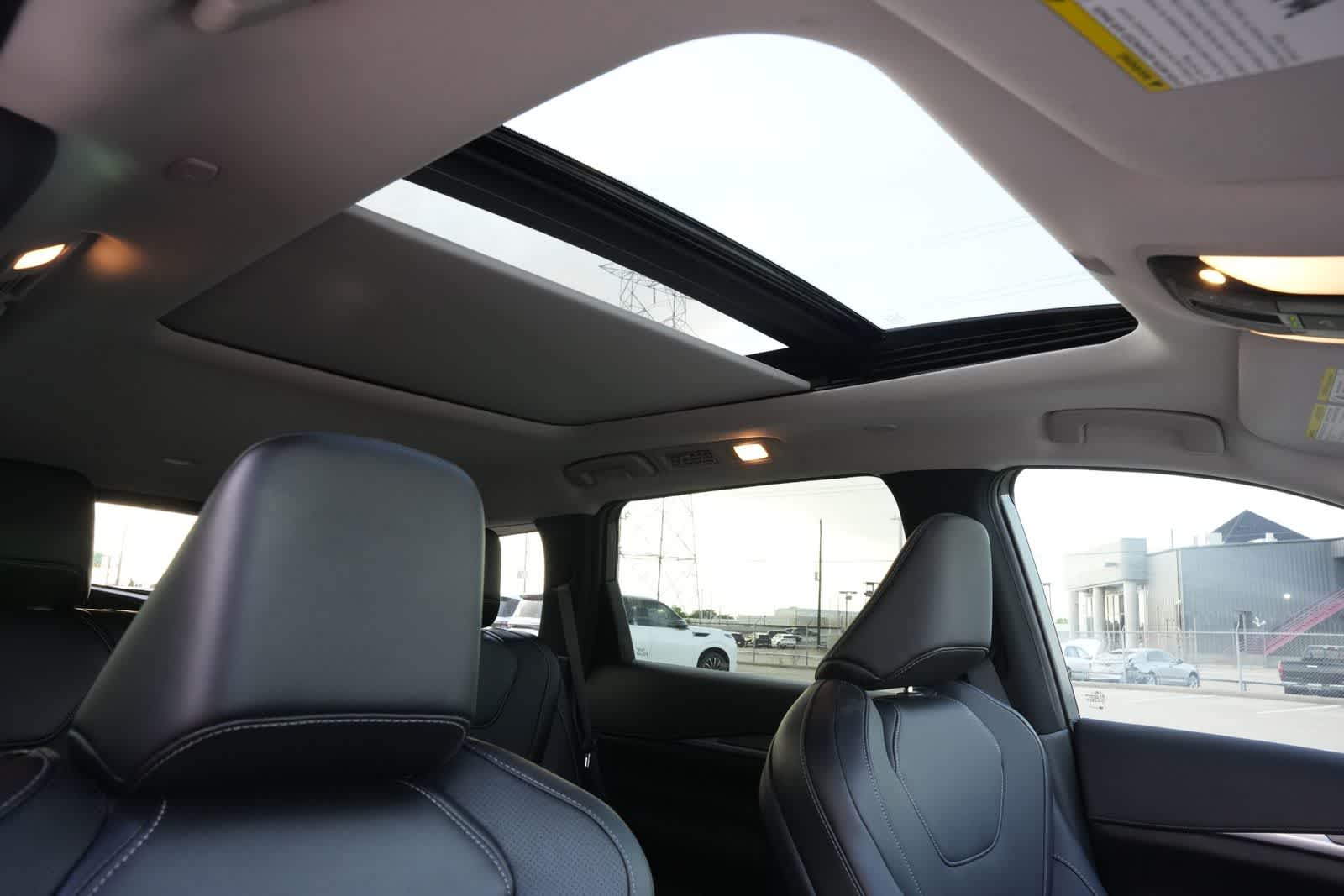 Thumbnail: 2026 INFINITI QX60 - 24