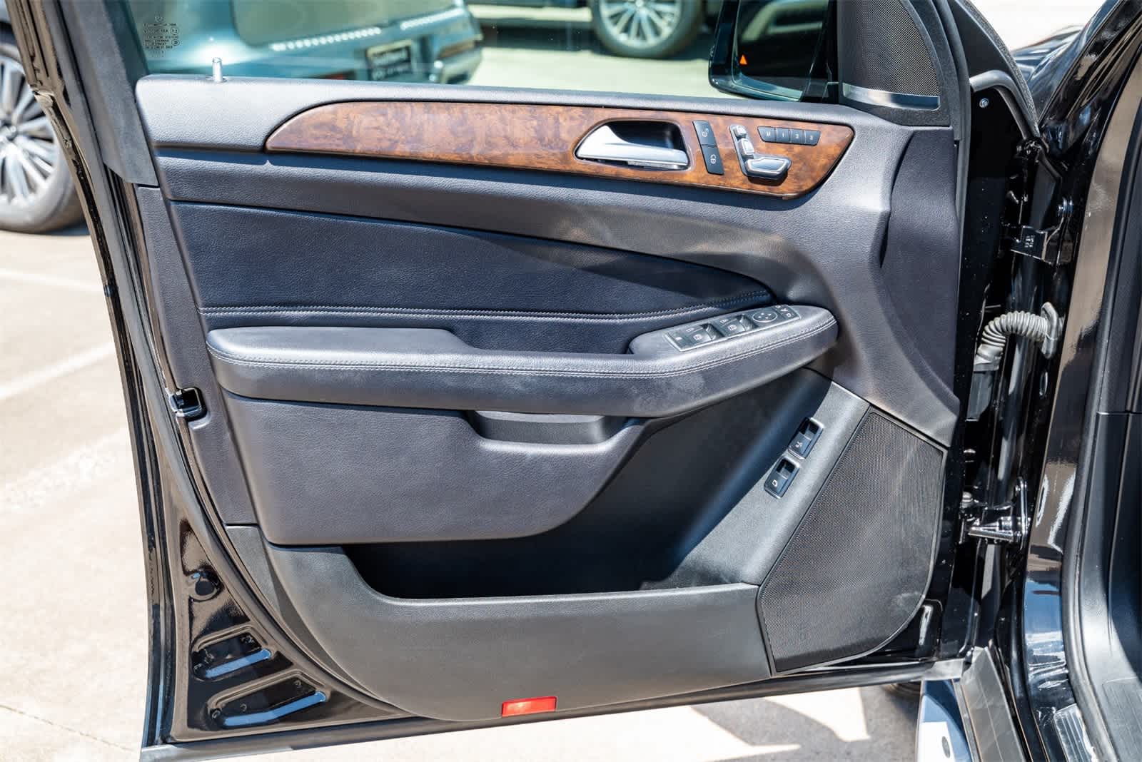 Thumbnail: 2019 Mercedes-Benz GLS - 18