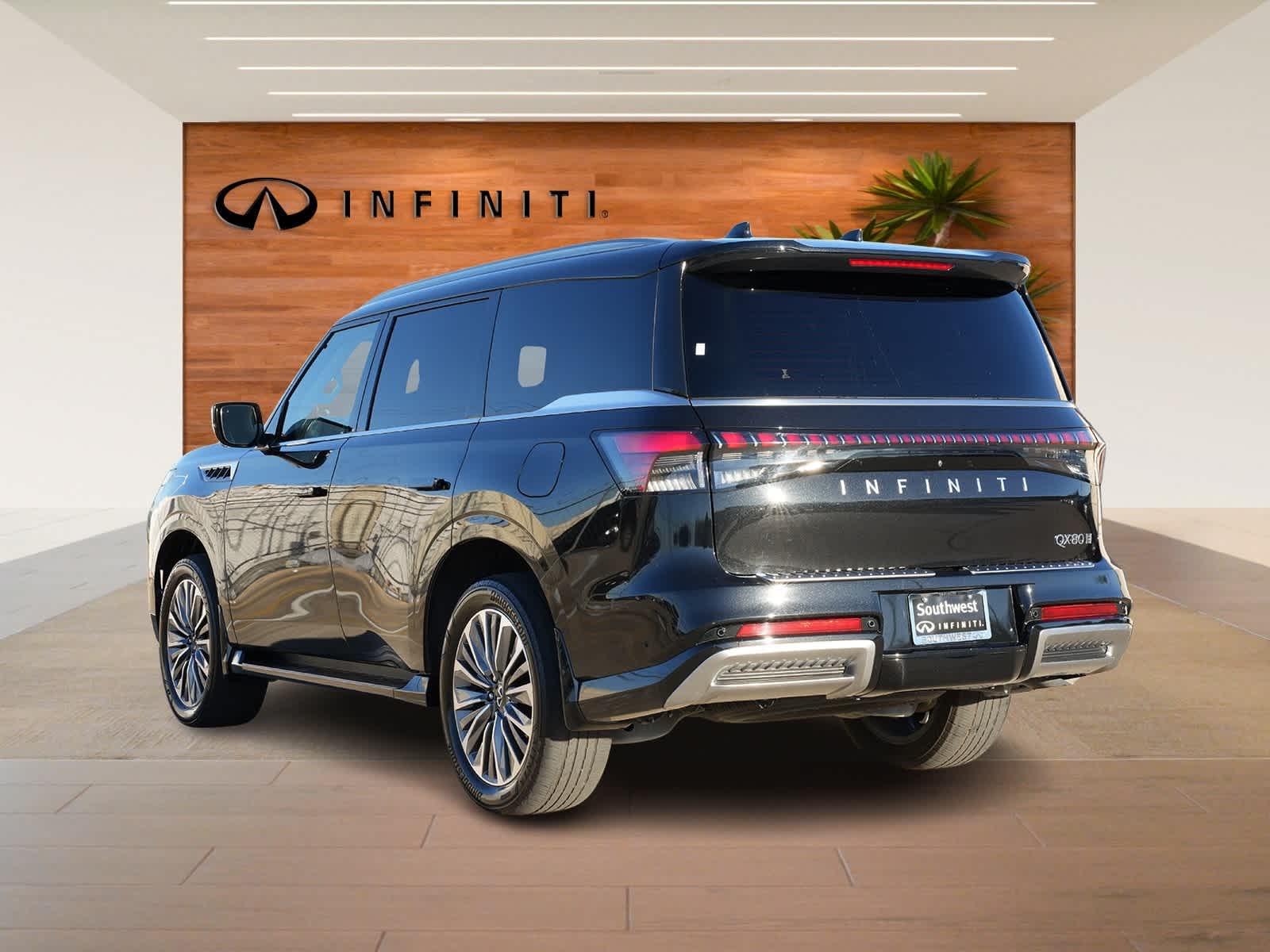 Thumbnail: 2025 INFINITI QX80 - 5