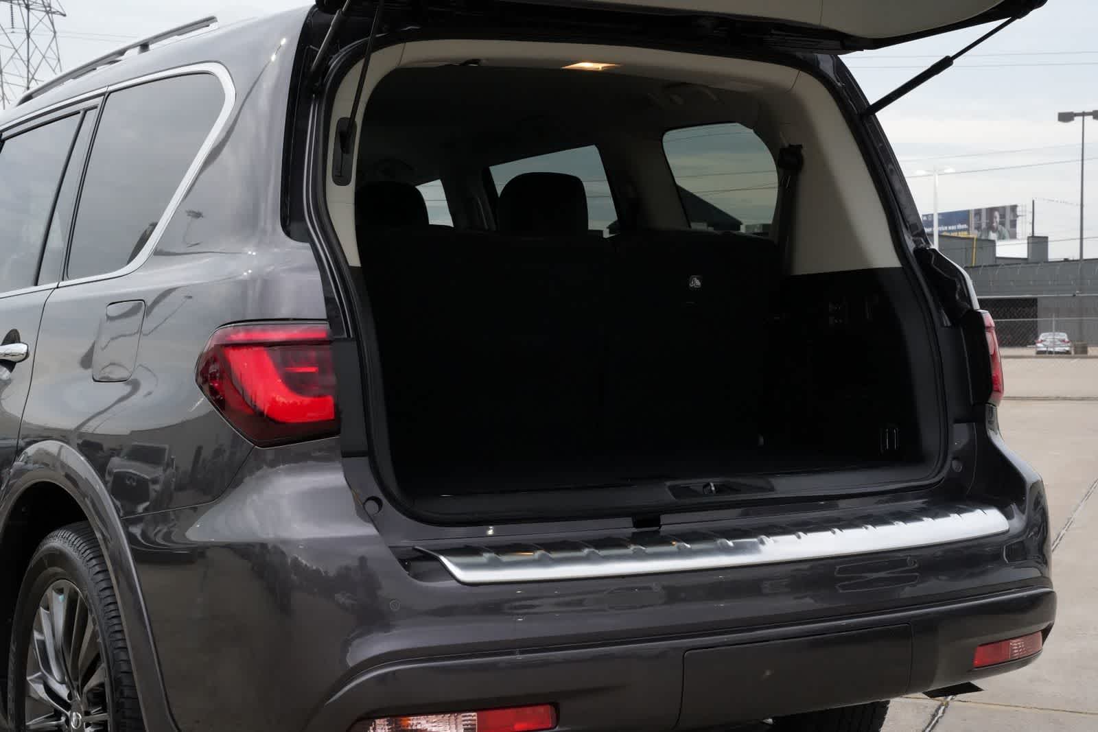 Thumbnail: 2024 INFINITI QX80 - 21