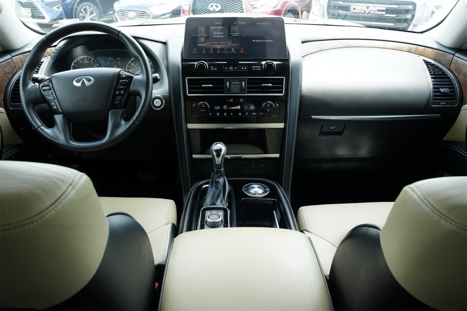 2022 INFINITI QX80 Premium Select 7