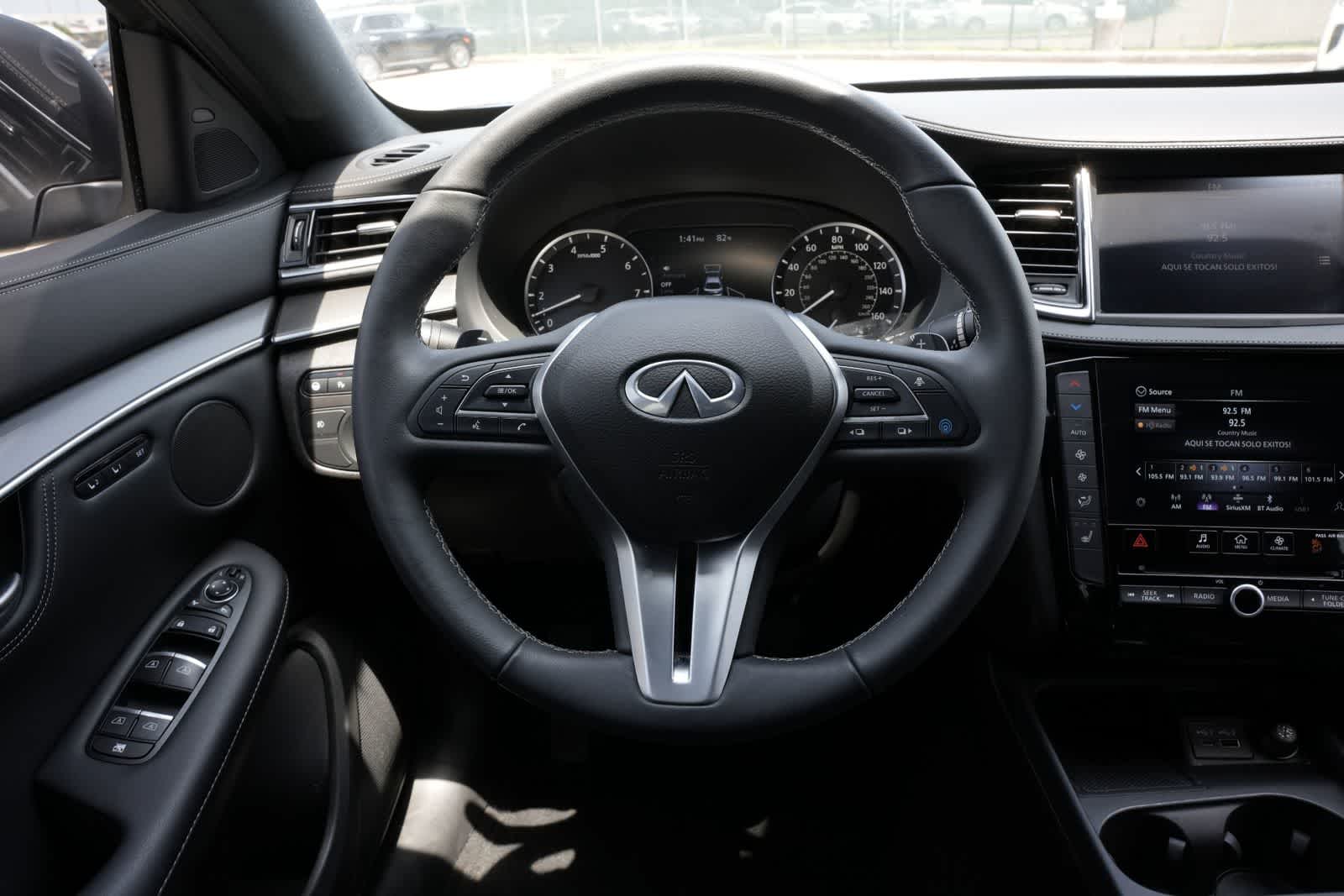 Thumbnail: 2025 INFINITI QX55 - 9