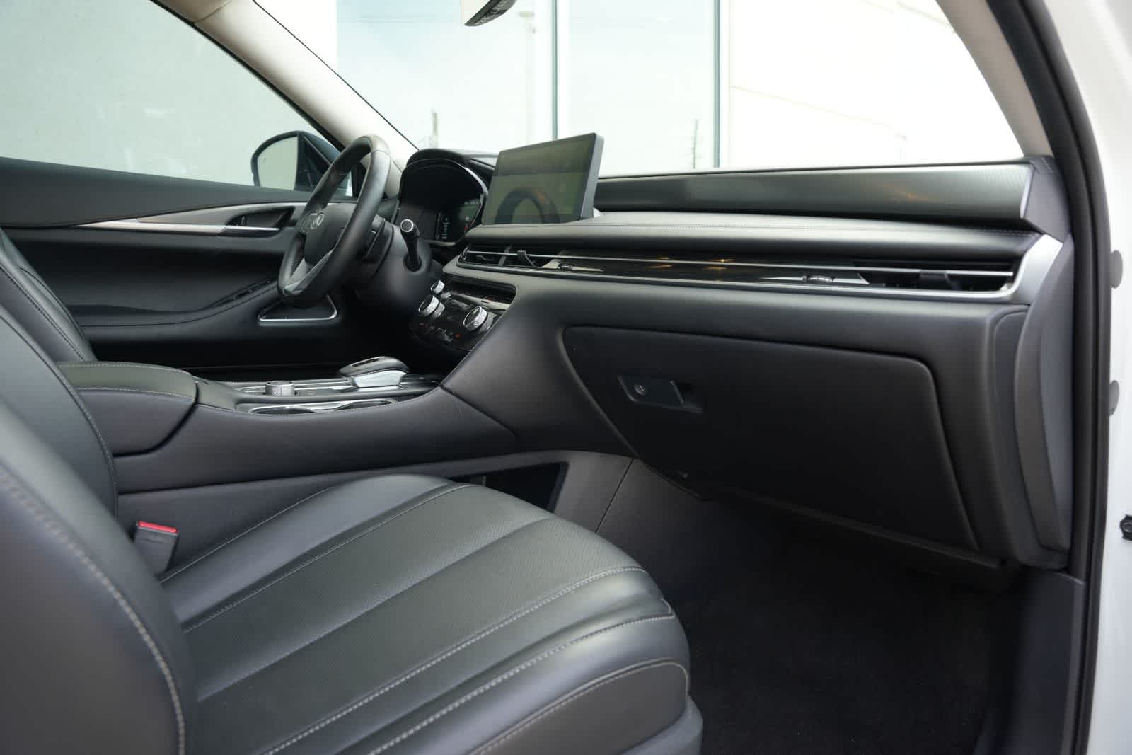 Thumbnail: 2025 INFINITI QX60 - 20