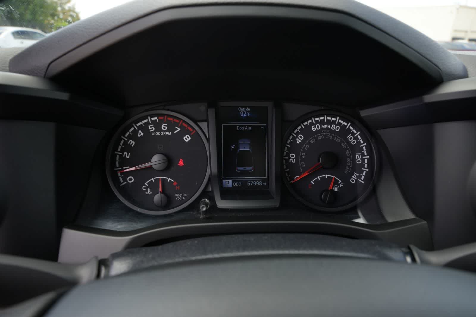 Thumbnail: 2020 Toyota Tacoma - 10