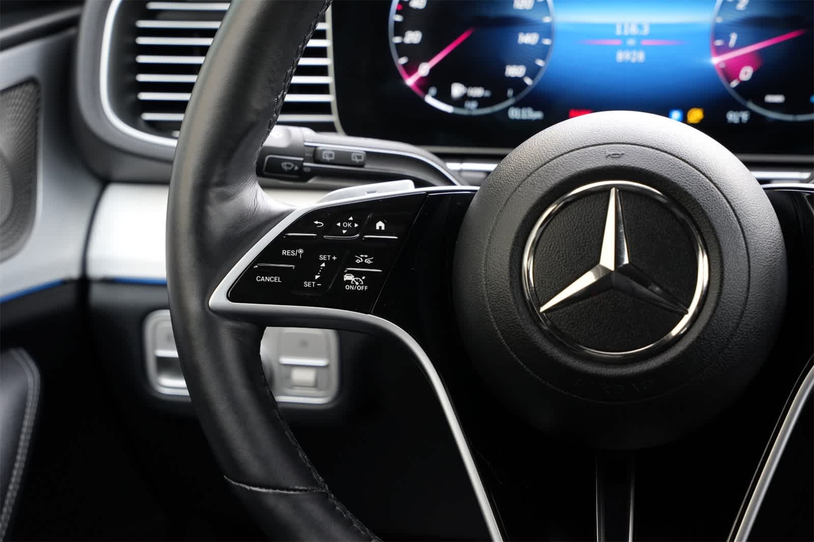 Thumbnail: 2025 Mercedes-Benz GLE - 10