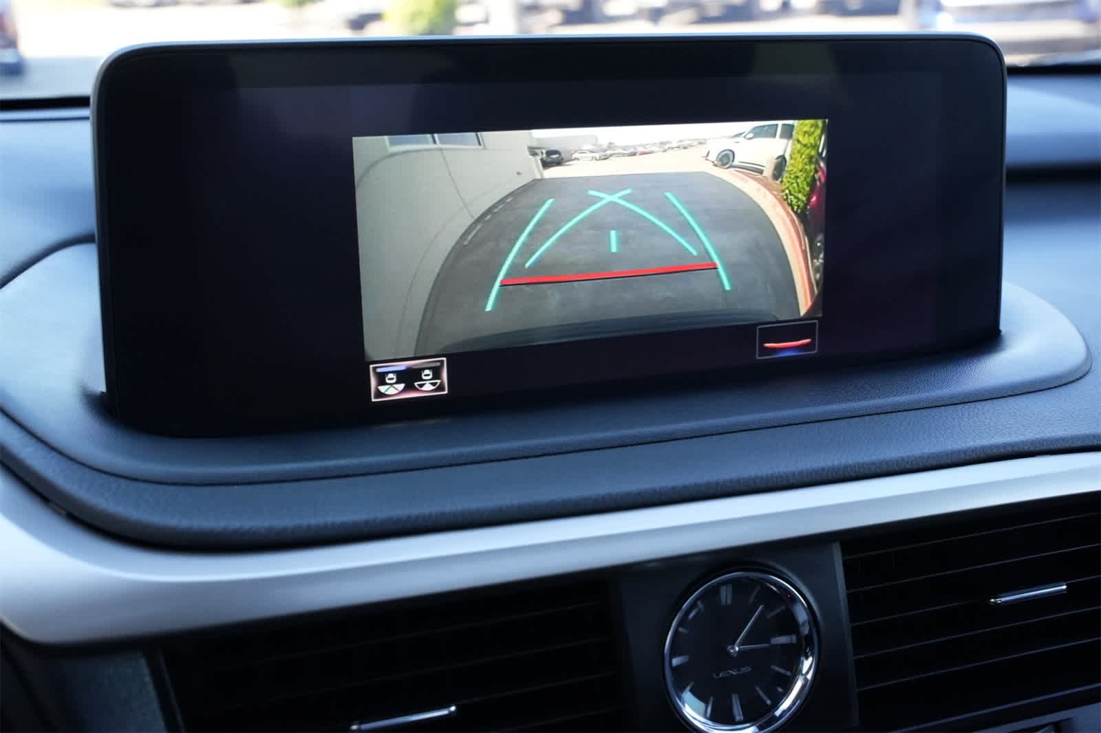 Thumbnail: 2022 Lexus RX - 14