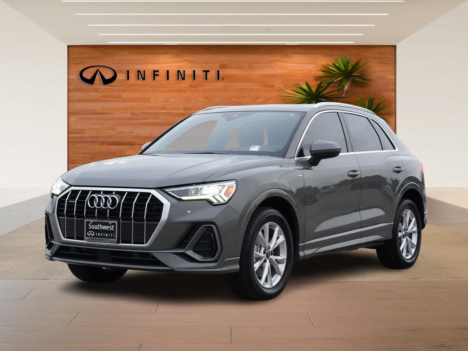 Thumbnail: 2022 Audi Q3 - 1