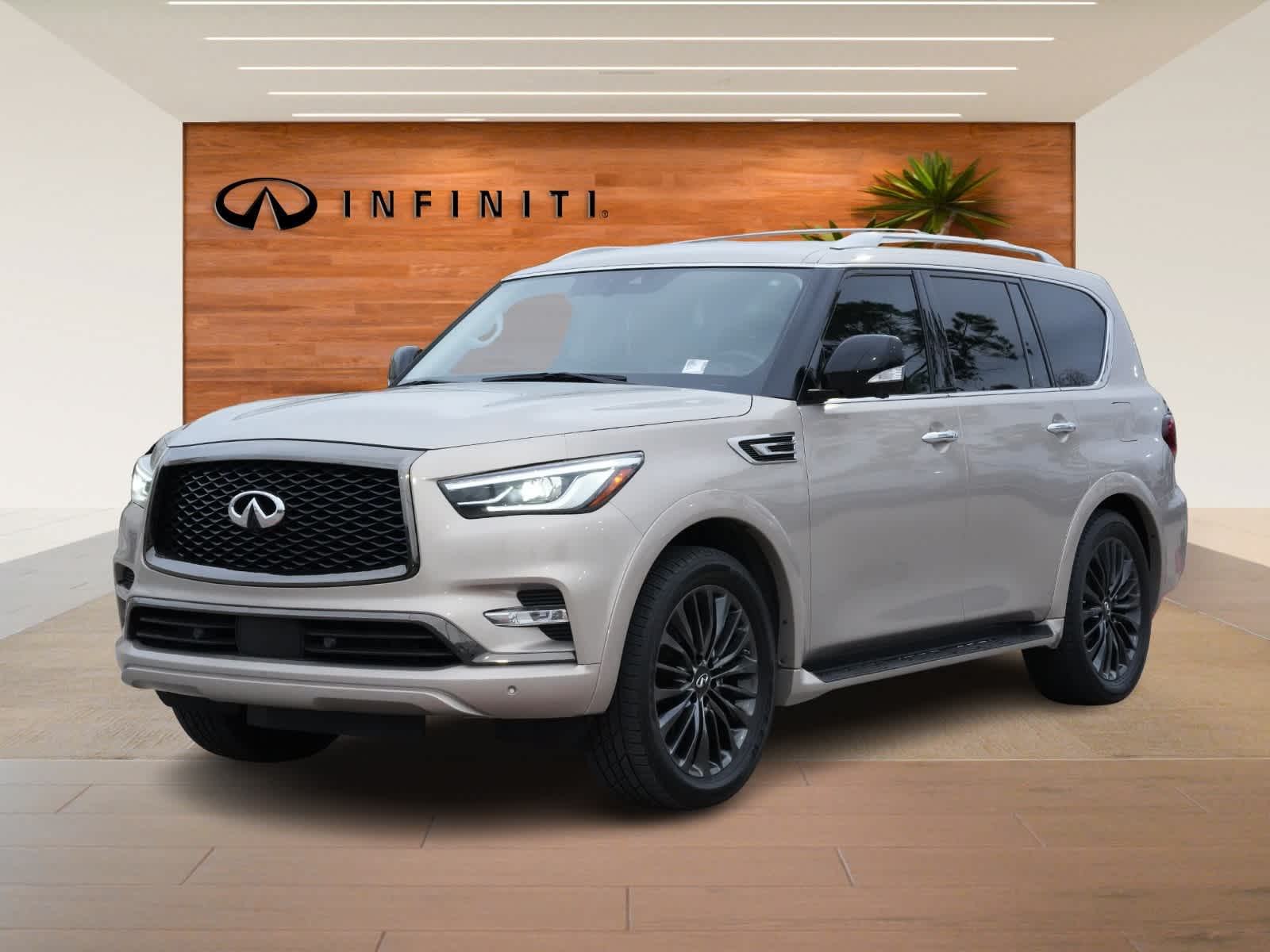 Thumbnail: 2022 INFINITI QX80 - 1