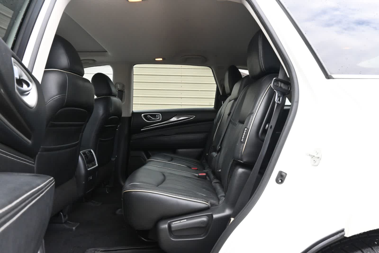 Thumbnail: 2019 INFINITI QX60 - 18