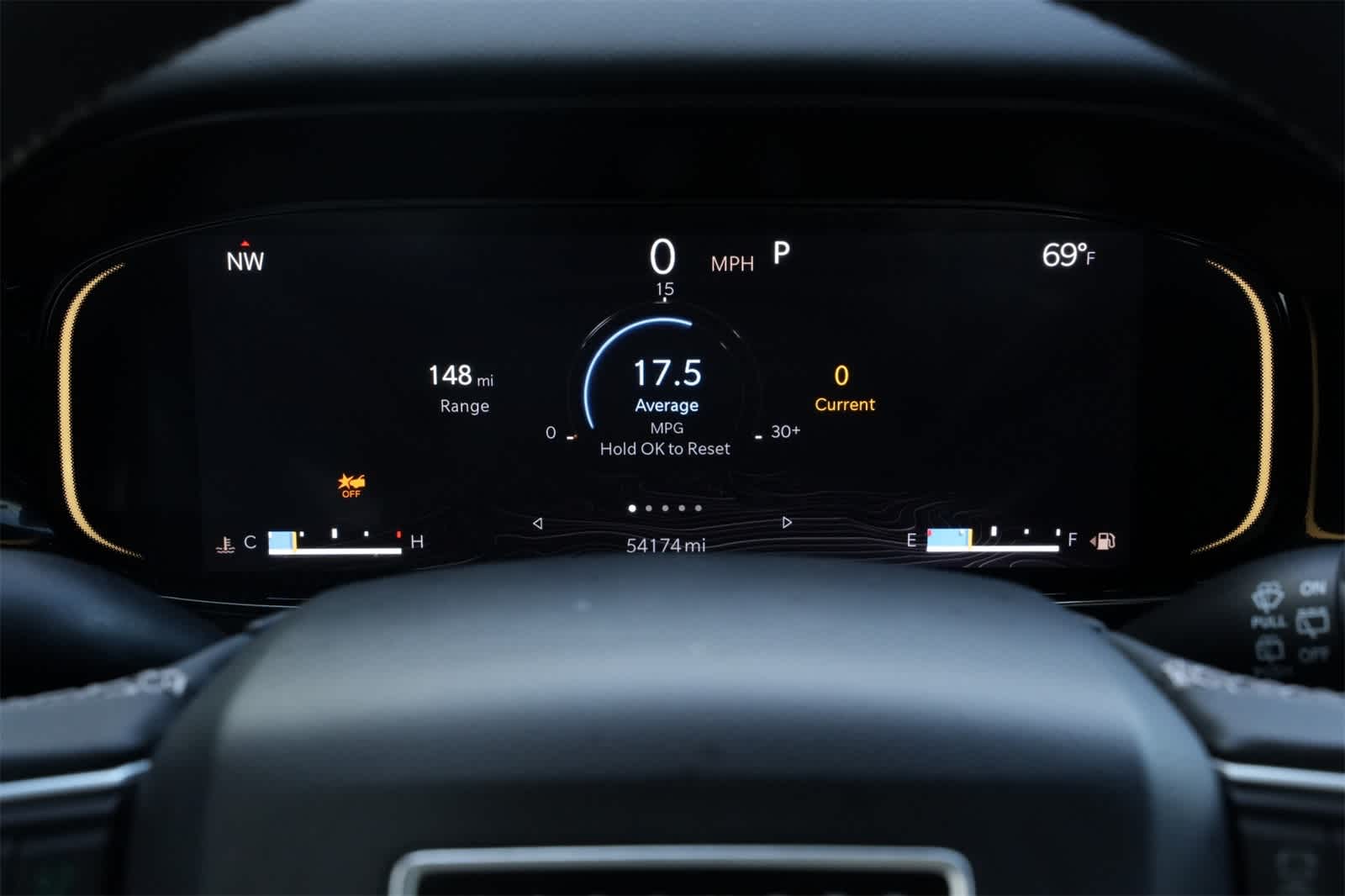 Thumbnail: 2022 Jeep Wagoneer - 12