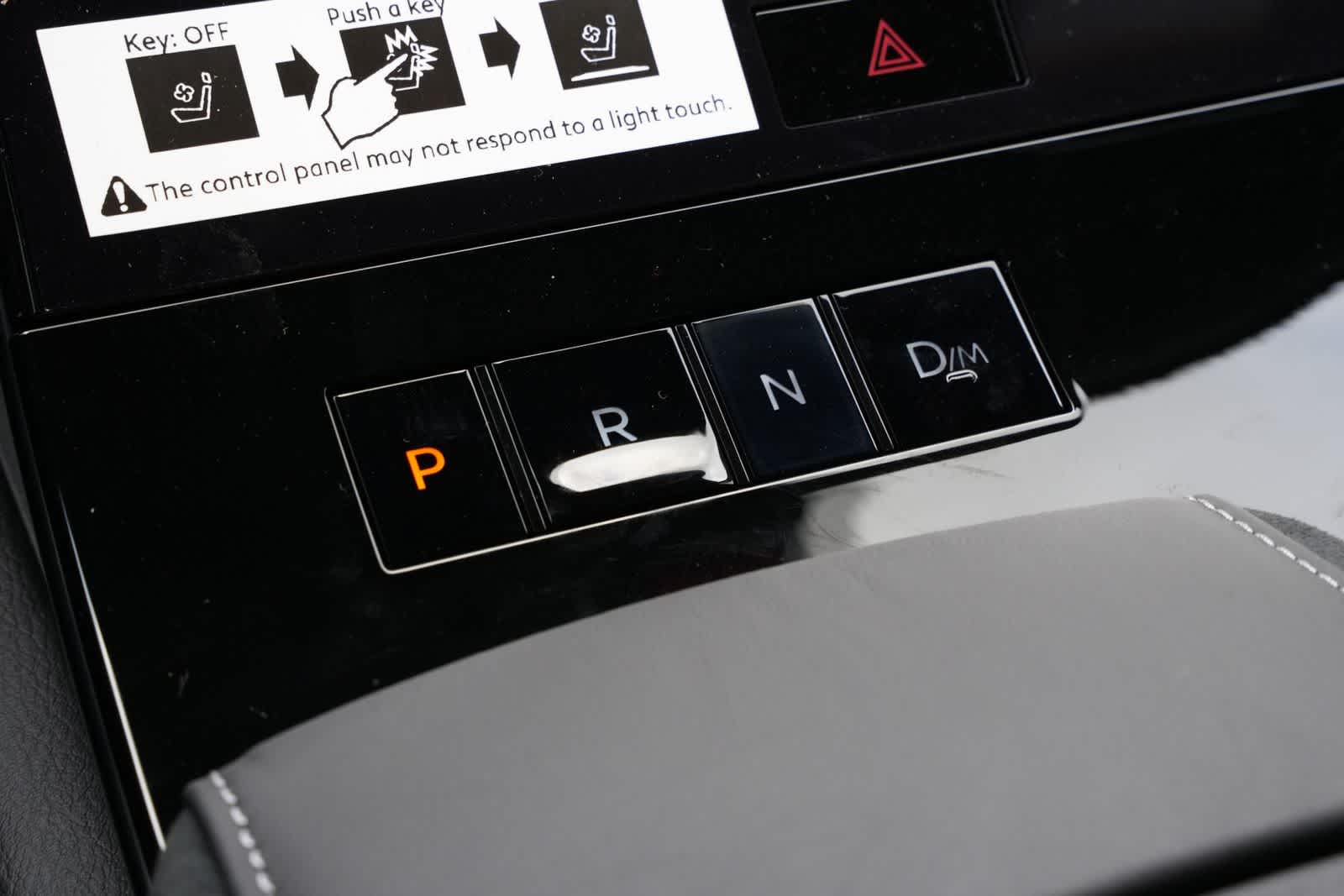 Thumbnail: 2026 INFINITI QX80 - 15