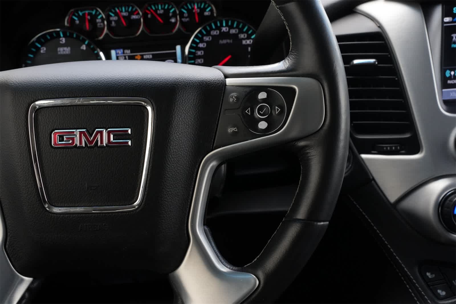 Thumbnail: 2018 GMC Yukon XL - 11