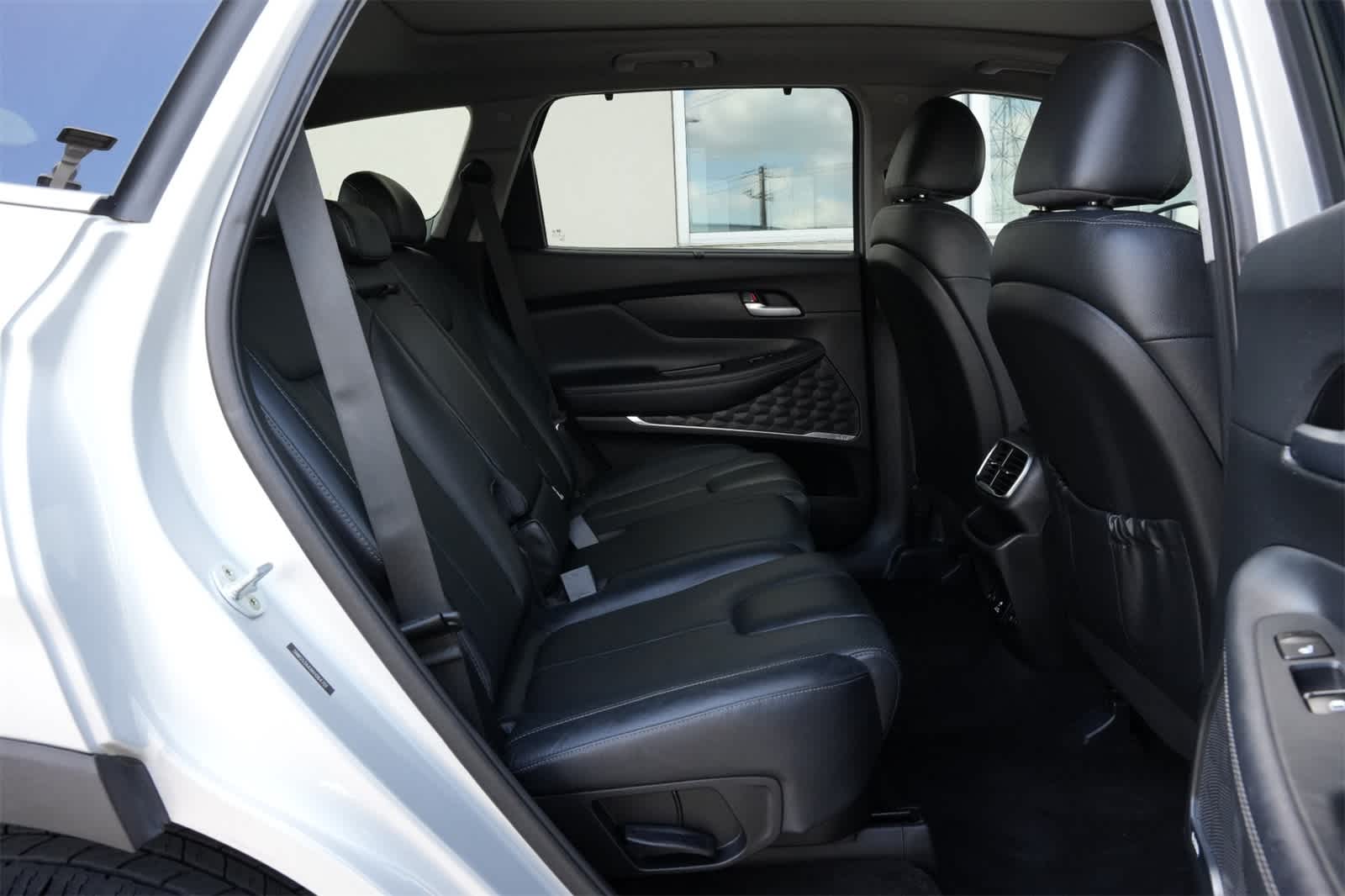 Thumbnail: 2019 Hyundai Santa Fe - 21