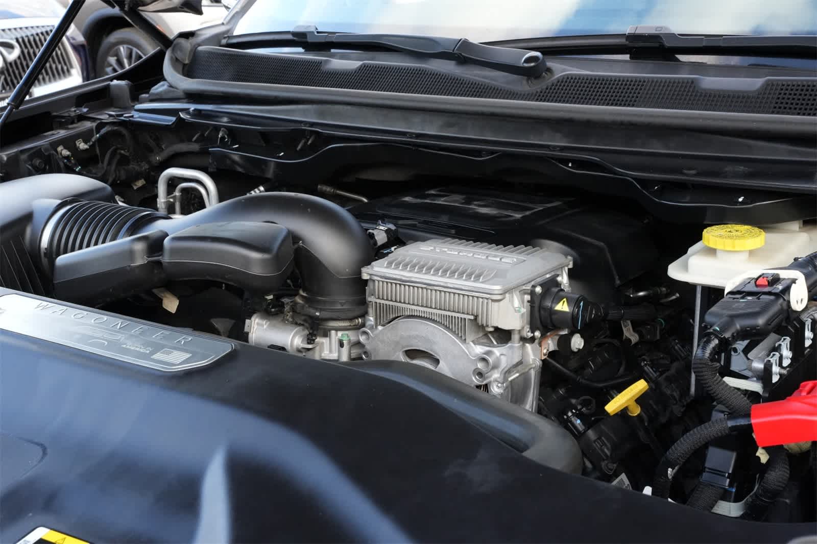 Thumbnail: 2022 Jeep Wagoneer - 25