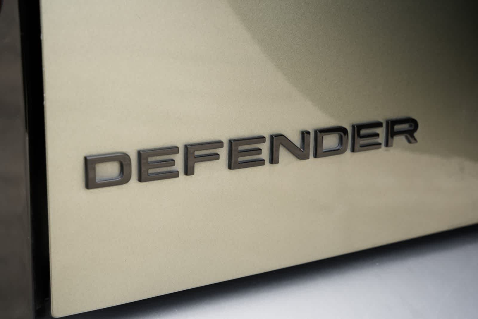 Thumbnail: 2024 Land Rover Defender - 19