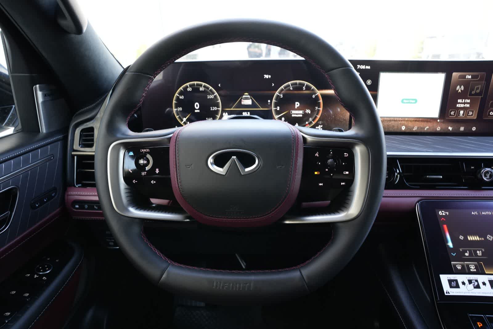 Thumbnail: 2026 INFINITI QX80 - 9