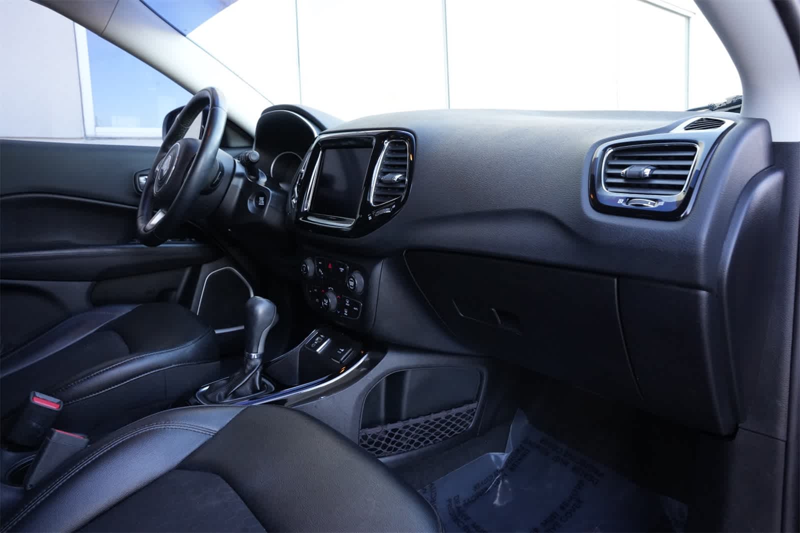 Thumbnail: 2019 Jeep Compass - 22