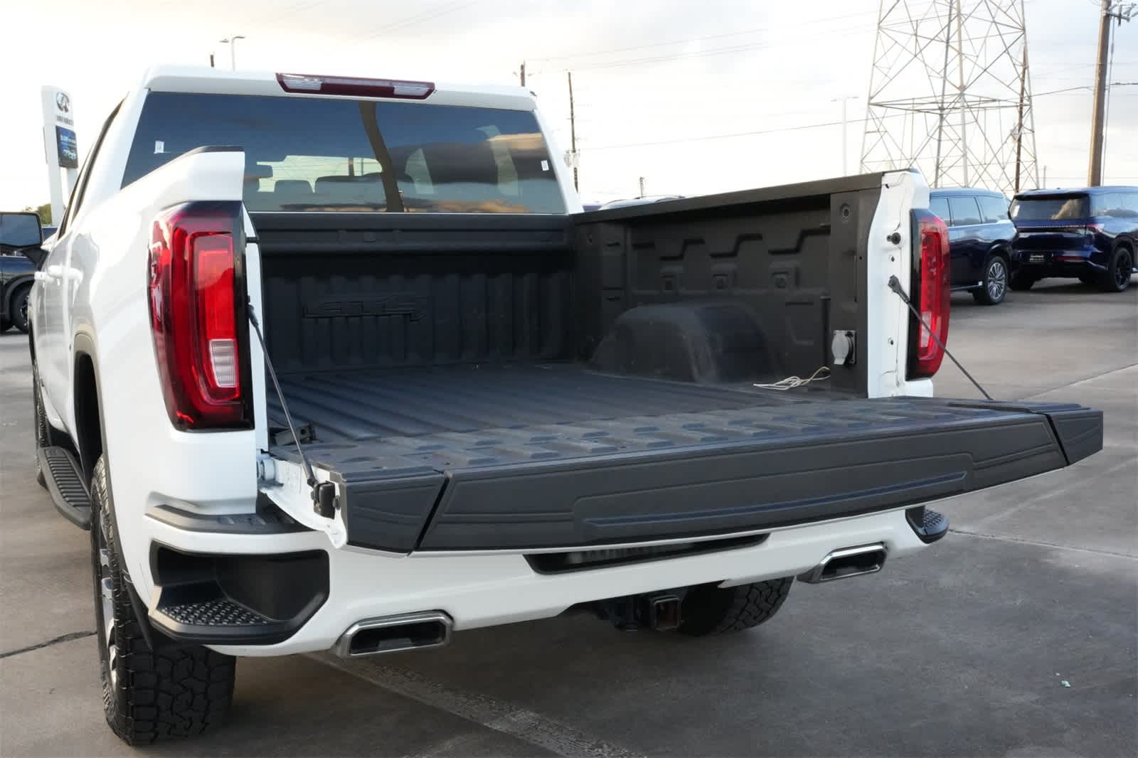 Thumbnail: 2021 GMC Sierra 1500 - 21