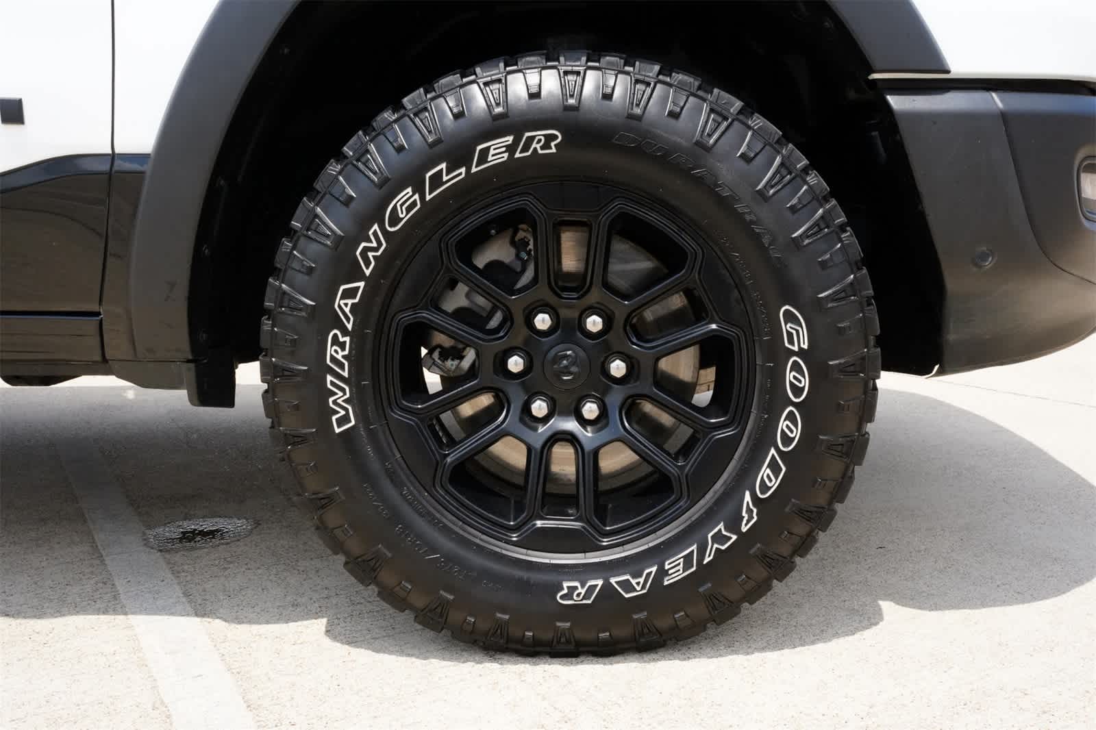 Thumbnail: 2025 RAM 1500 - 23